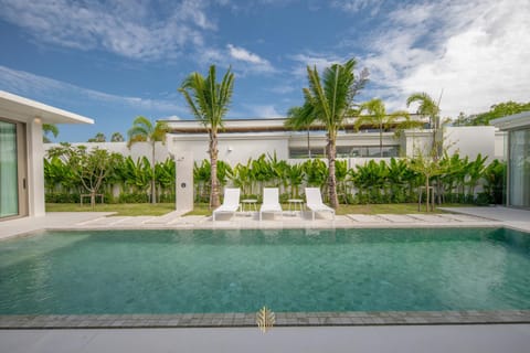 Day, Garden, Garden view, Pool view, Swimming pool, sunbed