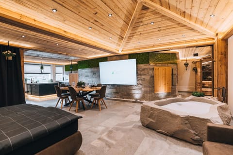 Tauernflair Premium Suite Bergkristall Apartment in Salzburgerland