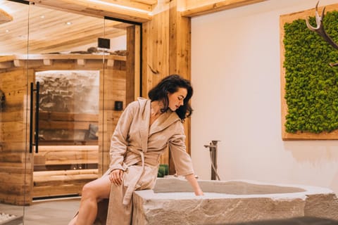 Tauernflair Premium Suite Bergkristall Apartment in Salzburgerland