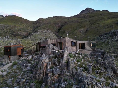Property building, Day, Natural landscape, Mountain view