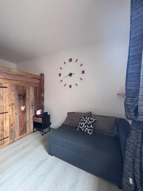 Valley View Studio Apartment in Aosta Valley, Italy