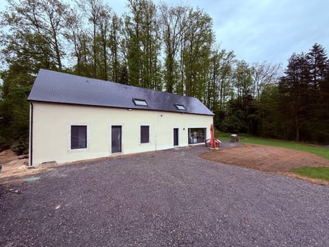 Property building, Balcony/Terrace