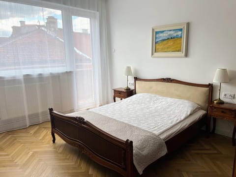 Bed, View (from property/room), Balcony/Terrace, Balcony/Terrace, Photo of the whole room