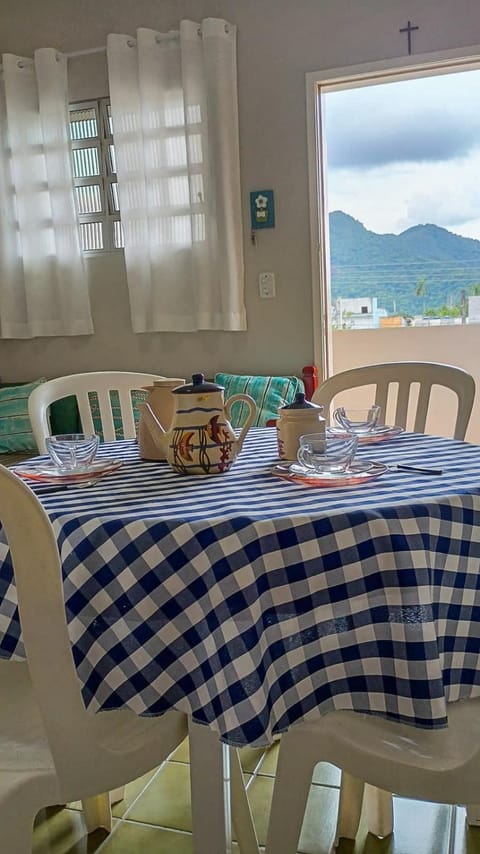 Dining area, Mountain view