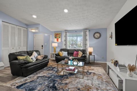 Cosy house, home away from home Apartment in Ohio