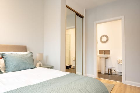 Grovefield Getaway House in Belfast