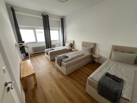 To&To Apartments 3 Bedroom Apartment in Stuttgart