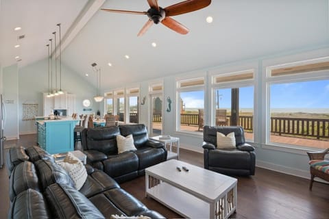 Sunset Bliss home House in Bolivar Peninsula