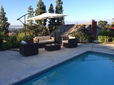 5 Bedroom House with fabulous mountain views House in Hacienda Heights