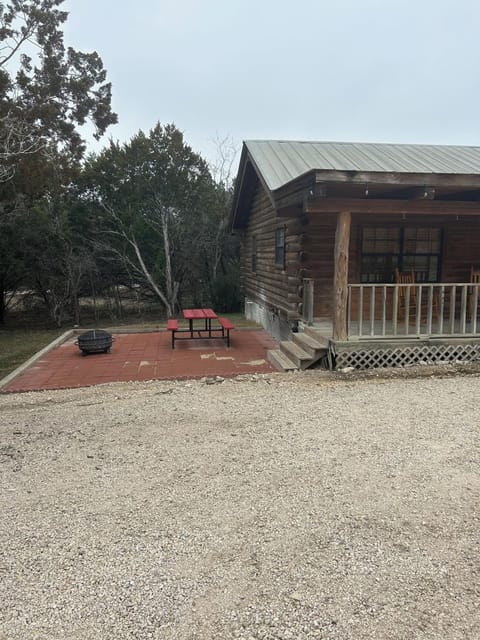 HoneyComb Hideouts Bearly BeeHavin cabin Cabin in Concan
