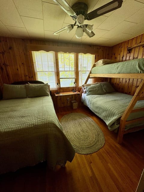 Historic Gull Lake Gem - Beach and Sunset Views House in Nisswa