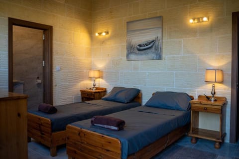 4 Bedroom Holiday Home with Private Pool House in Malta