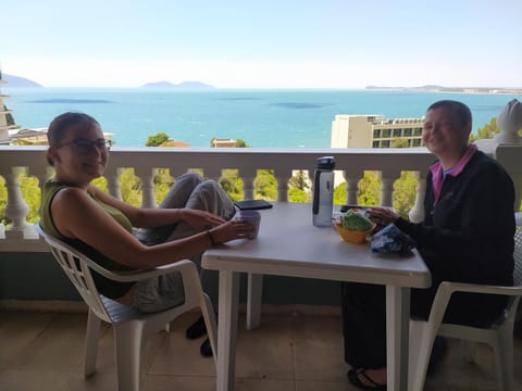 Pinwheel Hostel Vlora & Rooftop Bar Hostel in Vlorë