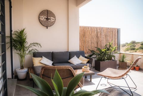 Property building, Off site, Balcony/Terrace, Balcony/Terrace