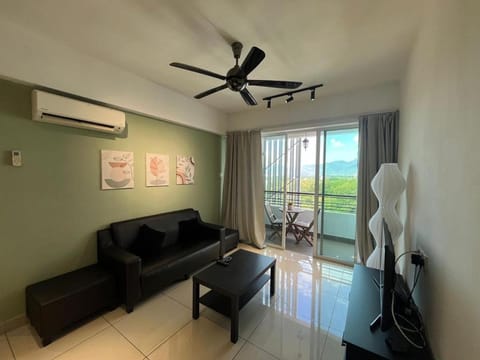 TV and multimedia, Living room, Seating area, air conditioner