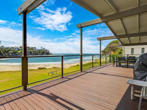 Patio, Natural landscape, Balcony/Terrace, Beach, Sea view