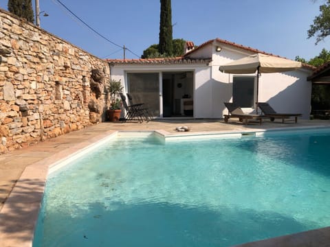 Property building, Pool view