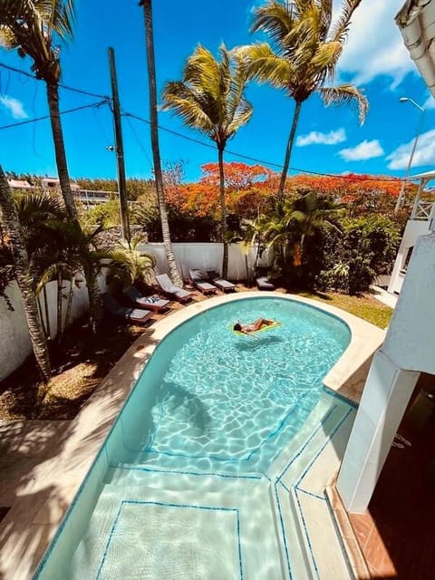 Garden, Garden view, Pool view, Swimming pool, sunbed