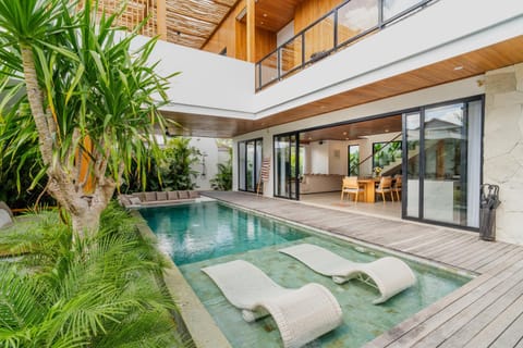 Day, Garden, Garden view, Pool view, Swimming pool, sunbed