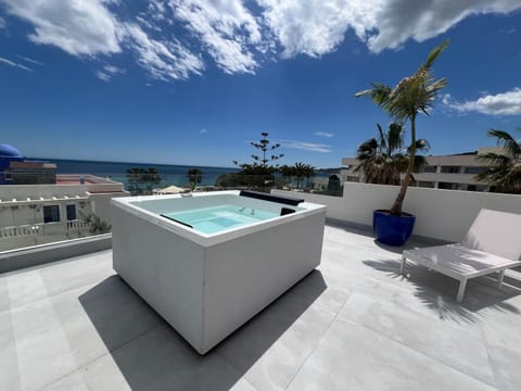 Hot Tub, Spa and wellness centre/facilities