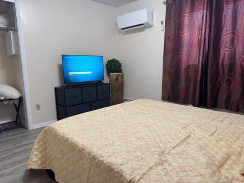 Apt Near Oberlin College Apartment in Ohio