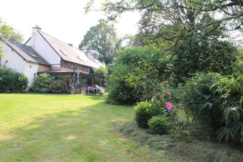 Gîte de Barenton en forêt de Brocéliande 12 couchages bain nordique House in Paimpont