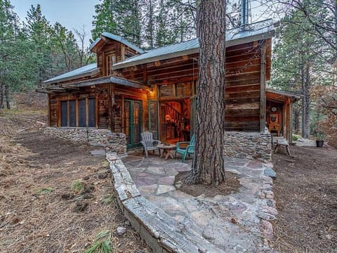 Storybook Cabin in the Santa Fe Forest Cabin in Tesuque