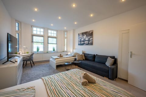 Living room, Bedroom