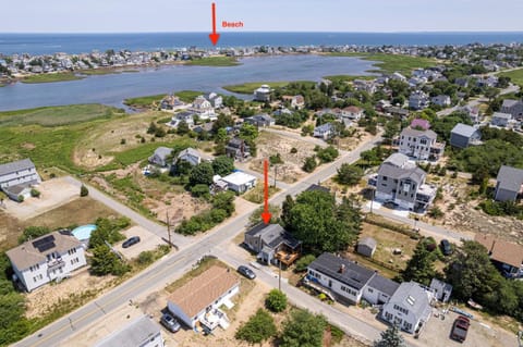 8 Min Walk to Basin Screened Porch Plum Puddin House in Newburyport