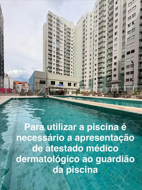 Seu lar no Porto, 2Qts sendo uma suíte, com vaga de garagem,10min do Aeroporto SDU Apartment in Rio de Janeiro