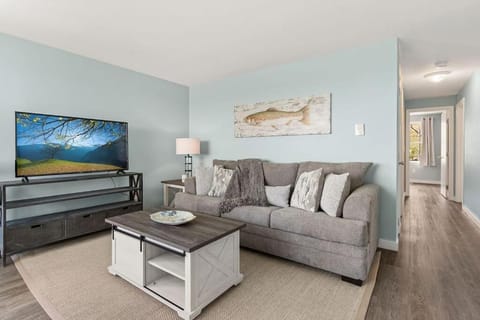 Atlantic Dream Ocean Views Minutes to Beach Apartment in Rye