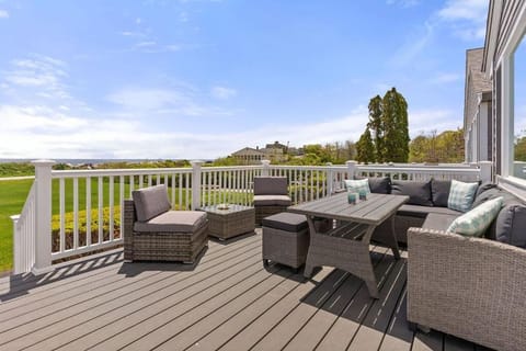 Atlantic Dream Ocean Views Minutes to Beach Apartment in Rye