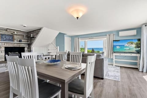 The 1A Escape Deck w Ocean Views Walk to Beach Apartment in Rye