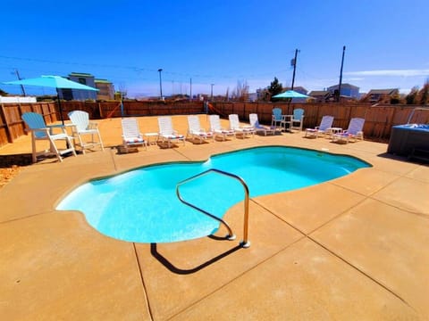 Natural landscape, Pool view, Swimming pool
