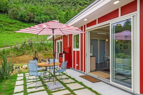 Patio, BBQ facilities, Garden, Balcony/Terrace