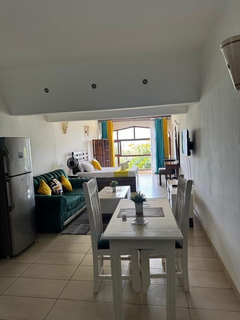 Living room, Photo of the whole room