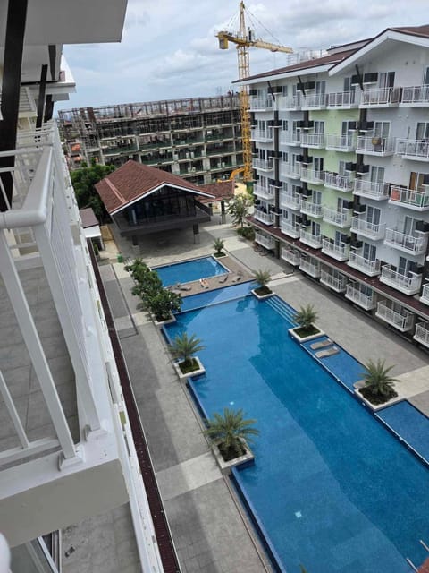 Property building, View (from property/room), Balcony/Terrace, Pool view, Swimming pool, sunbed