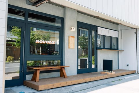 Property building, Day
