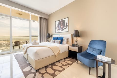 Bed, Balcony/Terrace, Seating area, Bedroom