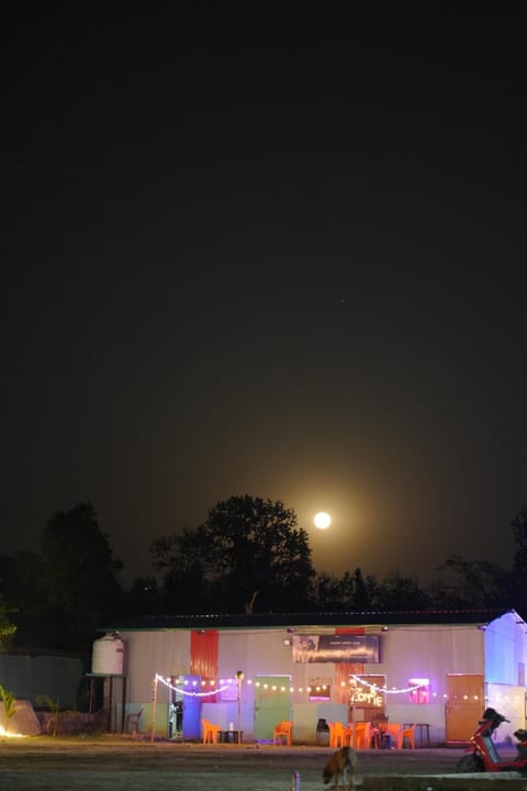 Property building, Night