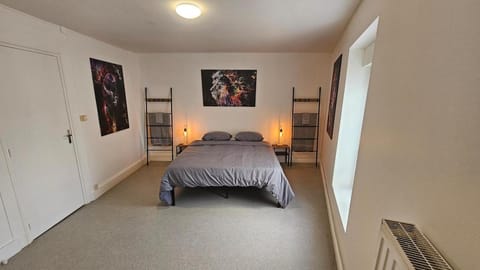 La Tanière Sedanaise 2 bedrooms parking wifi Apartment in Wallonia, Belgium