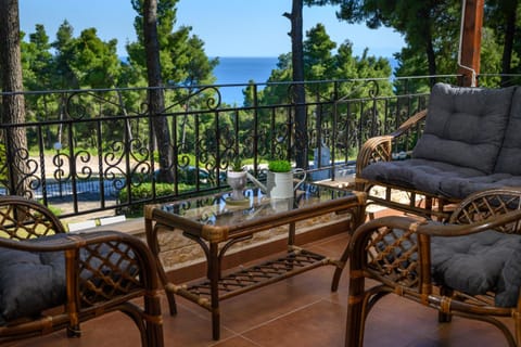 Natural landscape, Summer, View (from property/room), View (from property/room), Balcony/Terrace, Beach, Garden view, Garden view, Sea view, Sea view