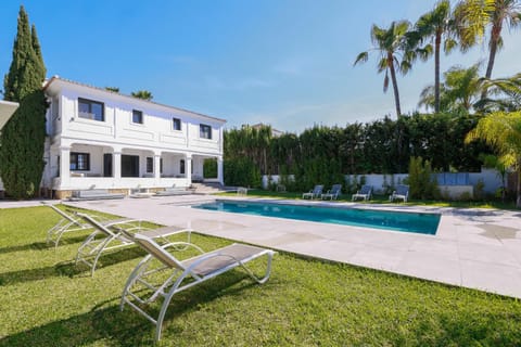 Spring, Garden, Pool view, Swimming pool