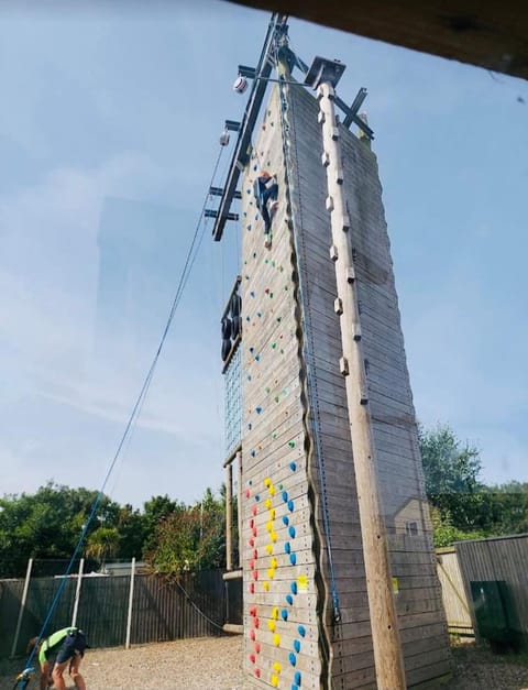 PJM caravans Campground/ 
RV Resort in Wyre District