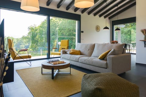 Living room, Garden view