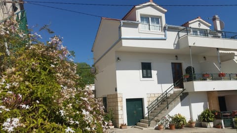 Property building, Facade/entrance, Day, View (from property/room), Balcony/Terrace