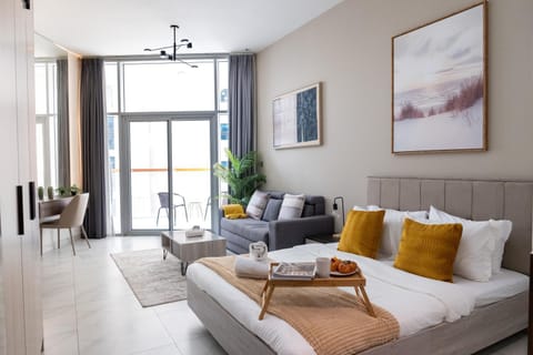 Bed, Seating area