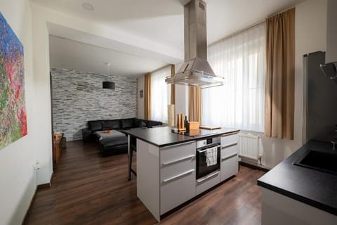 TV and multimedia, Kitchen or kitchenette, Living room, Photo of the whole room