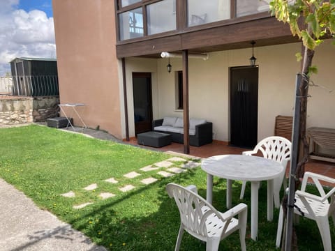 Patio, Garden, Parking