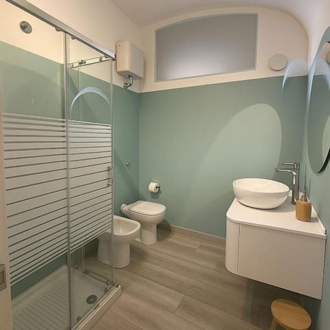 Shower, Toilet, Bathroom, bidet